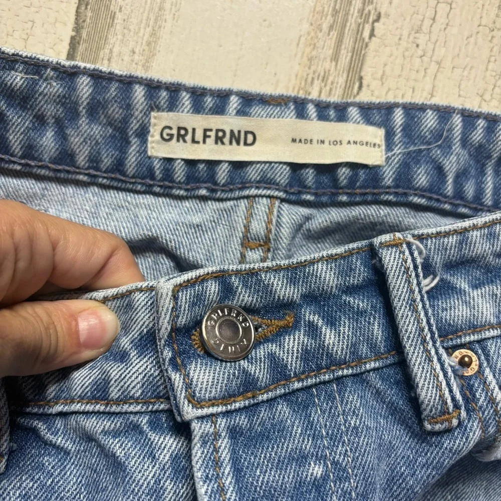 GRLFRND Karolina Straight Crop Distressed Boyfriend Jean Size 27